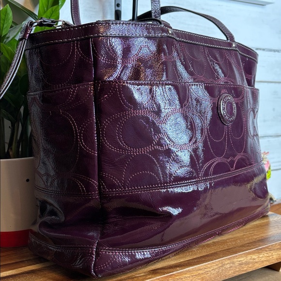 Coach Deep Purple Glossy Diaper bag - Picture 3 of 15
